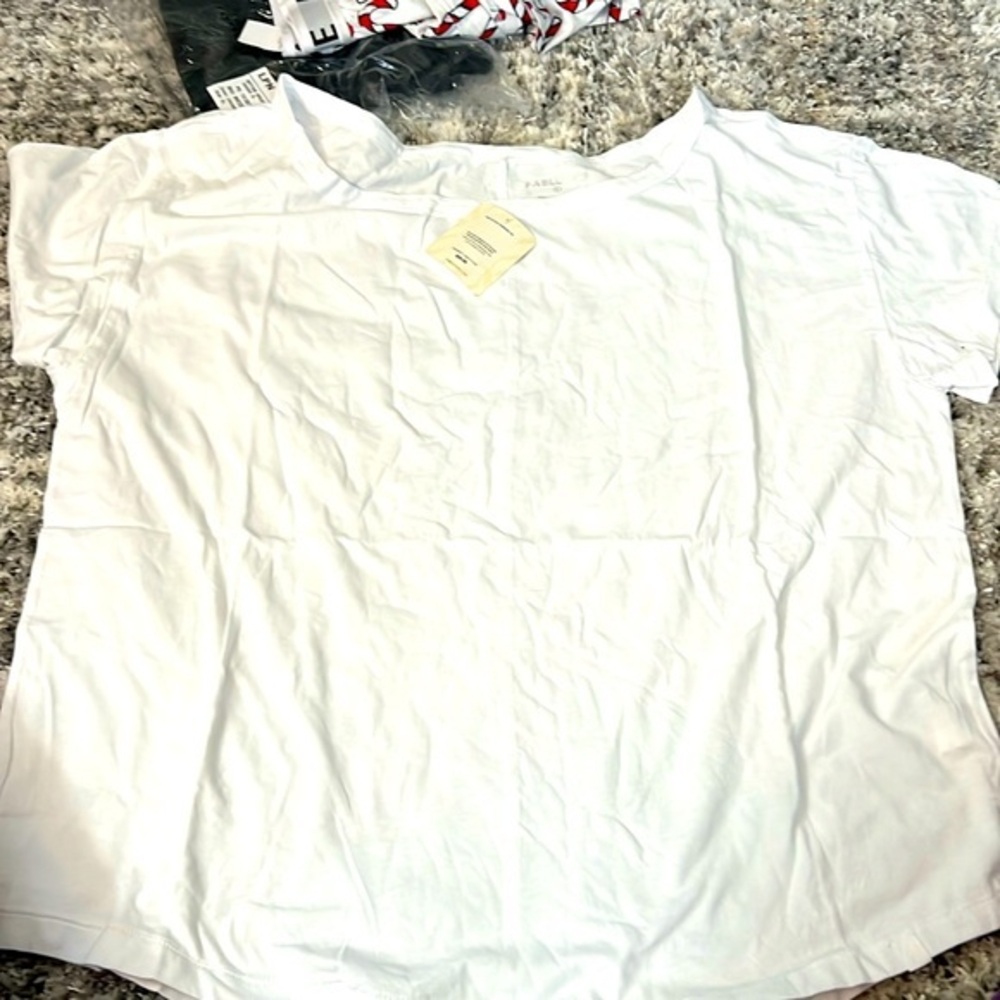Fabletics, white cotton oversize T-shirt NWT  L